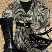 La robe "bella" est trop canonissime, on adore son côté irrisée 🌟 parfaite pour les fêtes 😍
En mag ou sur le www.ding2fring.fr 🤩
#robe #fêtes #glamour #style #look #shopping #shoppingaddict #din2fring